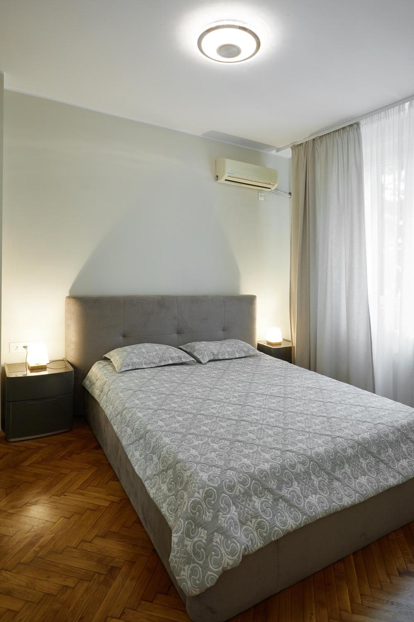 Appartement 2 *